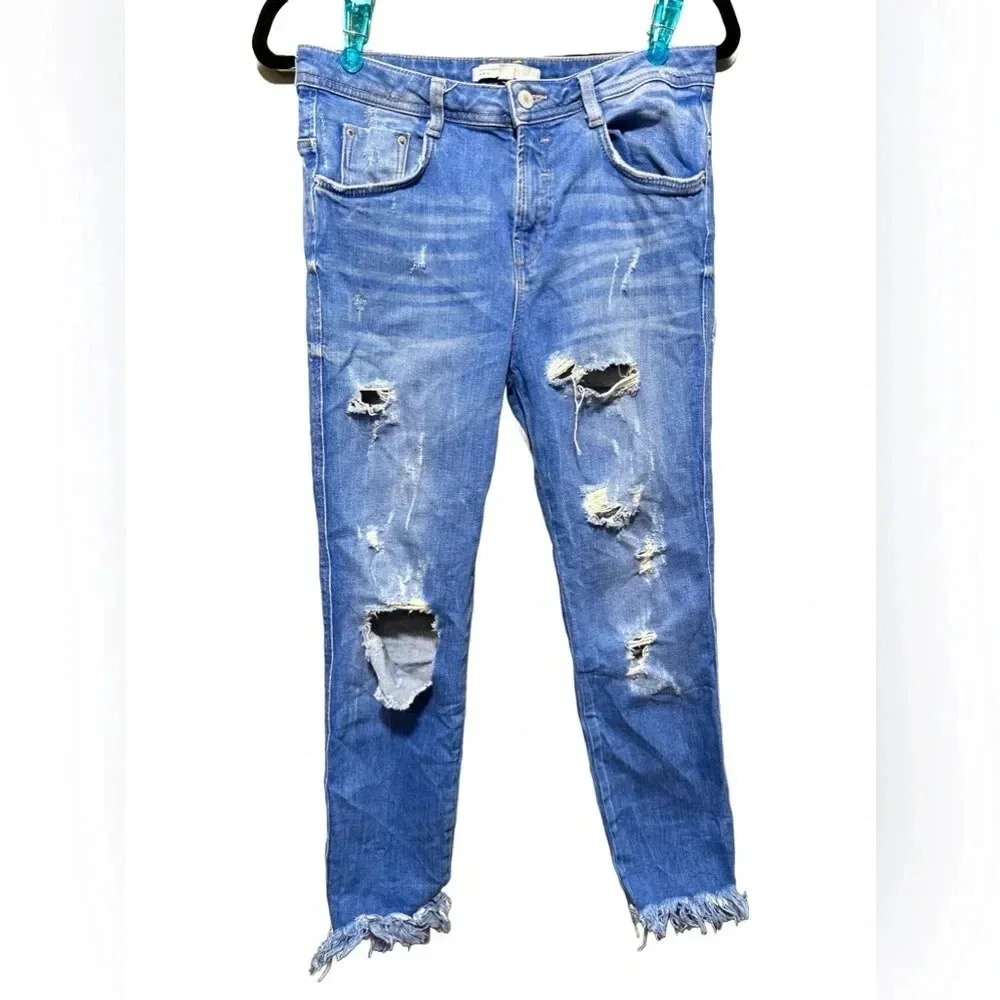 Zara Trafaluc Distressed Blue Denim‎ Jeans Size 4